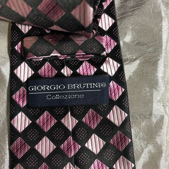 Giorgio Brutini Handmade Purple Checkered Tie EUC - Picture 3 of 6